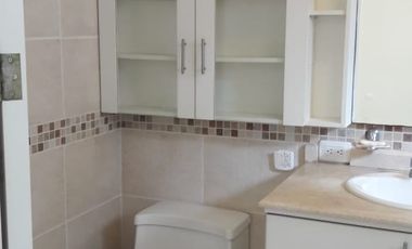 DEPARTAMENTO EN ARRIENDO EN CUMBAYA CON TERRAZA PRIVADA Y 2 PARQUEOS