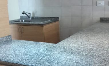 DEPARTAMENTO EN ARRIENDO EN CUMBAYA CON TERRAZA PRIVADA Y 2 PARQUEOS