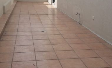 DEPARTAMENTO EN ARRIENDO EN CUMBAYA CON TERRAZA PRIVADA Y 2 PARQUEOS
