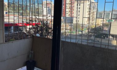 VIÑA DEL MAR ARRIENDO GRAN Y LUMINOSO DEPARTAMENTO AMOBLADO