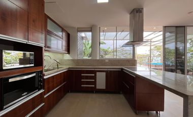 Arriendo de casa en Loma del Escobero, Envigado