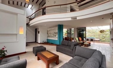 Arriendo de casa en Loma del Escobero, Envigado