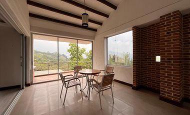 Arriendo de casa en Loma del Escobero, Envigado