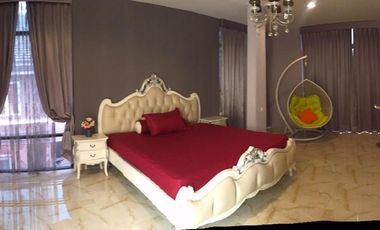 Rumah Model Mezanine 4 Lantai, 500 meter ke Kemang Raya, ada rooftop
