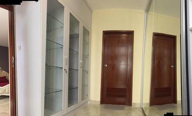 Rumah Model Mezanine 4 Lantai, 500 meter ke Kemang Raya, ada rooftop