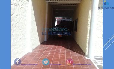 GANGA!!!!! GANGA!!!!!! DE AMPLIA Y CONFORTABLE CASA CAMPESTRE A POCOS MINUTOS DE VILLAVICENCIO
