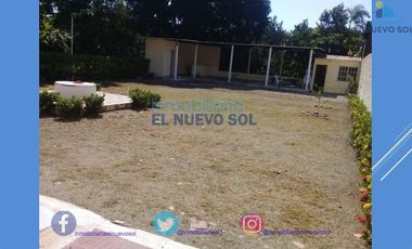 GANGA!!!!! GANGA!!!!!! DE AMPLIA Y CONFORTABLE CASA CAMPESTRE A POCOS MINUTOS DE VILLAVICENCIO