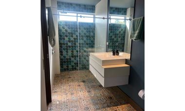 ¡CASA CAMPESTRE DE LUJO EN VENTA EN EL CAIMO, QUINDÍO – AMPLITUD Y CONFORT EN UN SOLO LUGAR!