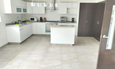 Casa Renta En 6 Lomas Verdes 3 Rec, 3 Autos, 3.5 Baños, Elevador