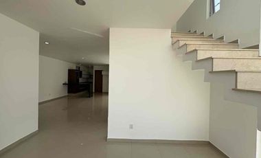 CASA EN VENTA EN VALLE IMPERIAL