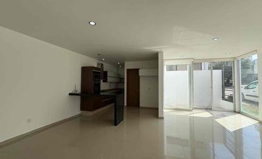 CASA EN VENTA EN VALLE IMPERIAL