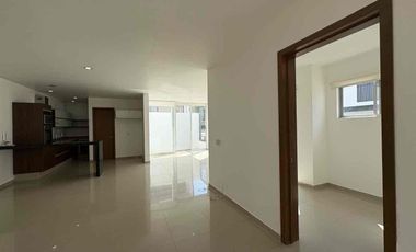 CASA EN VENTA EN VALLE IMPERIAL