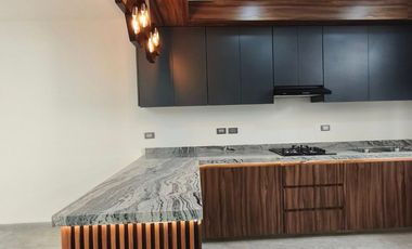 VENTA DE CASA NUEVA en SANTA BARBARA RESIDENCIAL