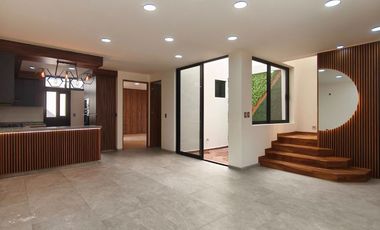 VENTA DE CASA NUEVA en SANTA BARBARA RESIDENCIAL