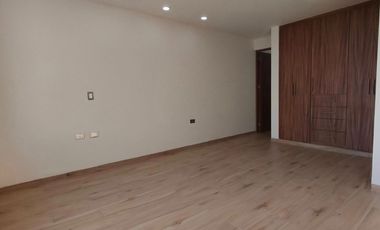 VENTA DE CASA NUEVA en SANTA BARBARA RESIDENCIAL