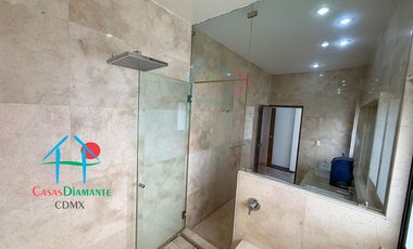Casa en Renta en CDMX con Rooftop y Family Room