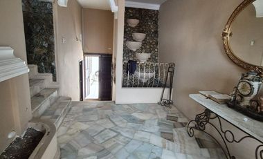 Casa en Alquiler en Kennedy Norte, 3 Habitaciones, 3 Baños, Patio, Garaje, Norte de Guayaquil.