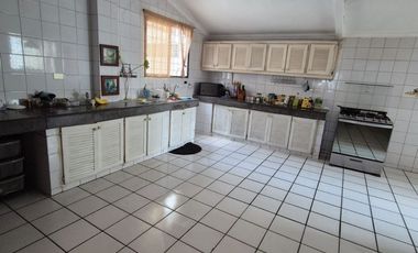Casa en Alquiler en Kennedy Norte, 3 Habitaciones, 3 Baños, Patio, Garaje, Norte de Guayaquil.