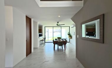 CASA EN ARISTA RESIDENCIAL DZITYÁ