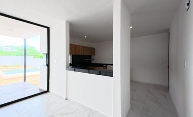 CASA EN PALMARIA RESIDENCIAL DZITYÁ