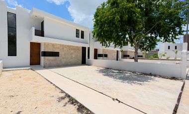 CASA EN PALMARIA RESIDENCIAL DZITYÁ