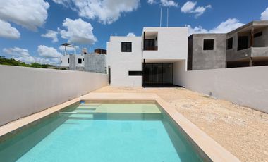 CASA EN PALMARIA RESIDENCIAL DZITYÁ