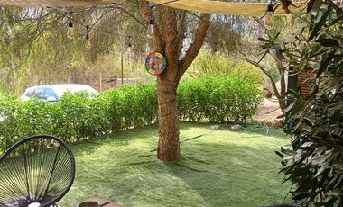 GRAN OPORTUNIDAD PARCELA EN PRIMERA LÍNEA CON DOS CASAS GRANDES