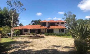 DOS CASAS UN SOLO PREDIO CAMPESTRE