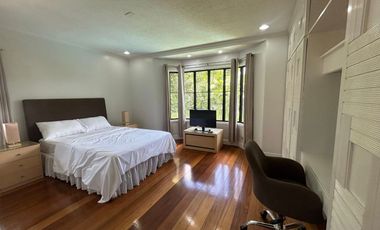 Move-In with pool Fully Furnished House for Rent in Ayala Alabang