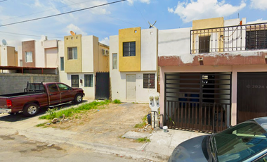 CASA DE OPORTUNIDAD EN STA. CATARINA, NUEVO LEON