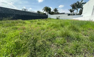 Terreno exclusivo en condominio MIURA