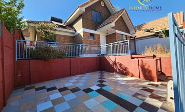 Casa en Arriendo emplazada en Microbarrio Alto El Manzano Til Til