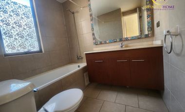 Casa en Arriendo emplazada en Microbarrio Alto El Manzano Til Til