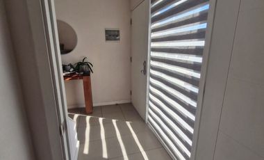 Arrienda Excelente Casa Mediterránea en Condominio Alto el Manzano