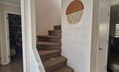 Arrienda Excelente Casa Mediterránea en Condominio Alto el Manzano