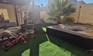 Arrienda Excelente Casa Mediterránea en Condominio Alto el Manzano