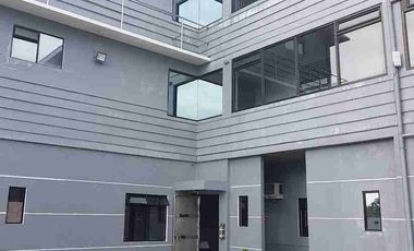 TAGAYTAY 3-STOREY HOTEL FOR SALE