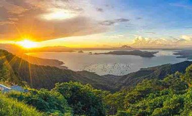TAGAYTAY 3-STOREY HOTEL FOR SALE