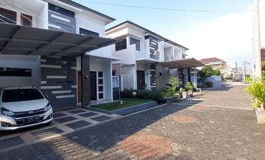 RUMAH TERAWAT ASRI KULDESAK ONEGATE SYSTEM JL PESANTREN CIBABAT CIMAHI