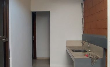 RUMAH TERAWAT ASRI KULDESAK ONEGATE SYSTEM JL PESANTREN CIBABAT CIMAHI