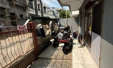 Dijual Kosan di Grogol Ada 22 Kamar Dekat dengan Universitas Row Jalan 1 Mobil