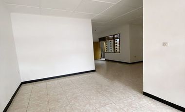 Sewa Rumah di Cipinang Jakarta Timur Dekat RS Persahabatan, Pasar Rawamangun, Arion Mall