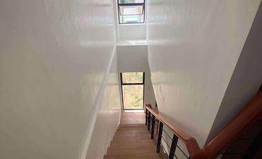 Modern 3 Bedrooms Townhouse For Rent Casuntingan Mandaue City near SM JMall