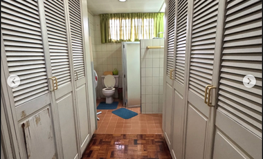 Spacious Corner Townhouse with Den, Lanai & 3-Car Garage in Addition Hills, Mandaluyong