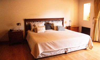 HERMOSA RESIDENCIA EN VENTA LA PRADERA