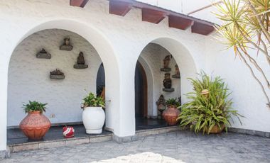 HERMOSA RESIDENCIA EN VENTA LA PRADERA