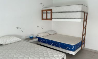 Venta Casa de Playa de 5 dormitorios con piscina en Condominio Mallorca - Fila 4
