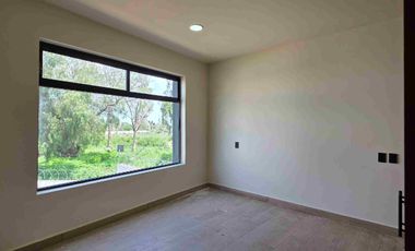 Casa nueva en renta, en esquina, en Residencial Terranova,  al sur de la ciudad de Pachuca, Hidalgo.