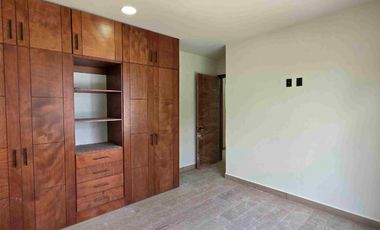 Casa nueva en renta, en esquina, en Residencial Terranova,  al sur de la ciudad de Pachuca, Hidalgo.