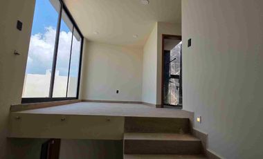 Casa nueva en renta, en esquina, en Residencial Terranova,  al sur de la ciudad de Pachuca, Hidalgo.